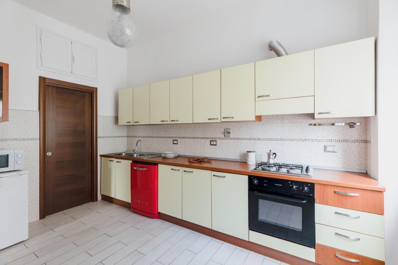 Casa Flo Apartment Рим Екстериор снимка