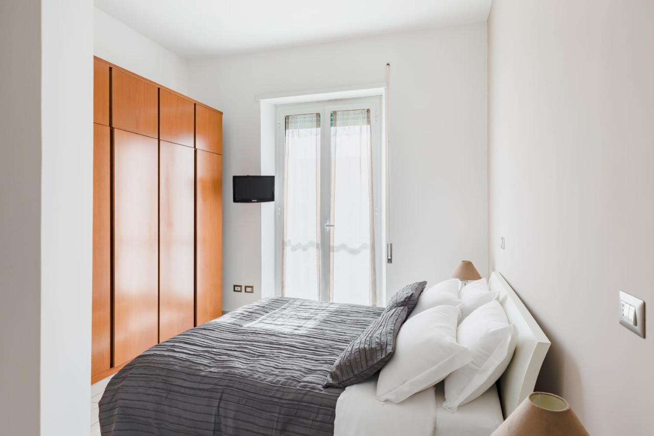 Casa Flo Apartment Рим Екстериор снимка